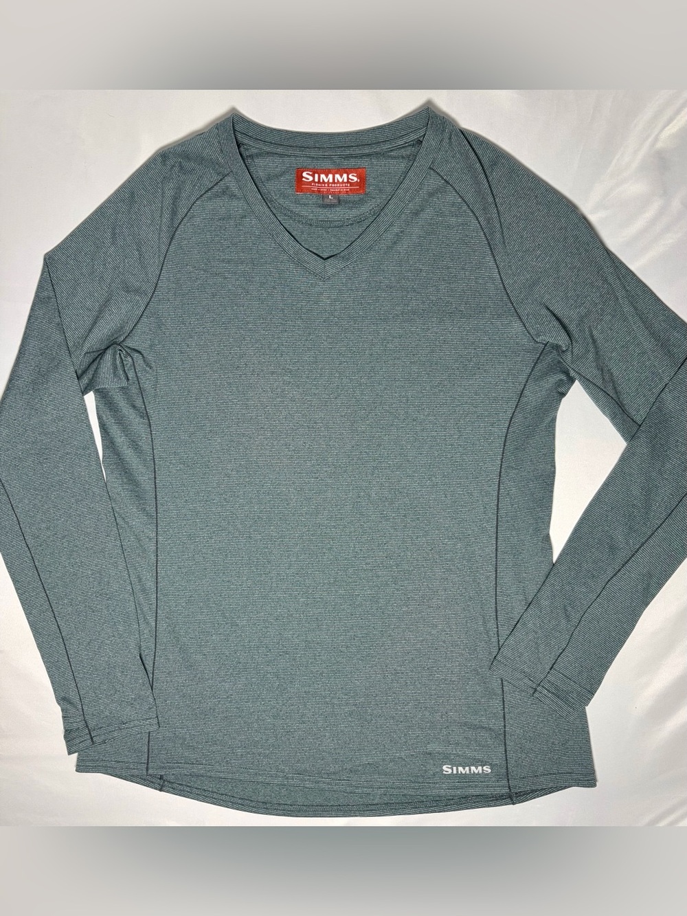 Simms Drifter Tech Long Sleeve V Neck Performance Top Women's Large Gray/Green